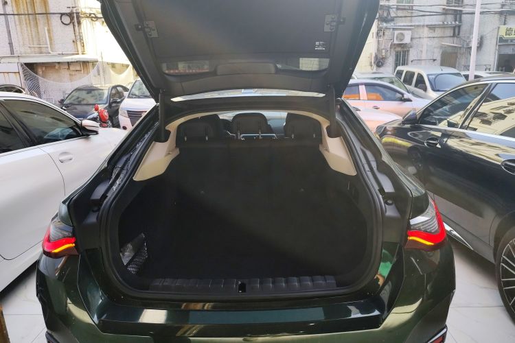 宝马4系 2022款 425i Gran Coupe M运动套装局部细节23