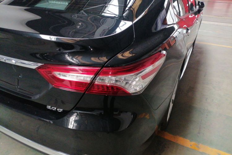 丰田 凯美瑞 2023款 2.0G 豪华版车身外观9