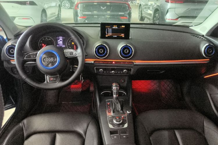 奥迪A3 2016款 Limousine 35 TFSI 风尚型中控内饰7002