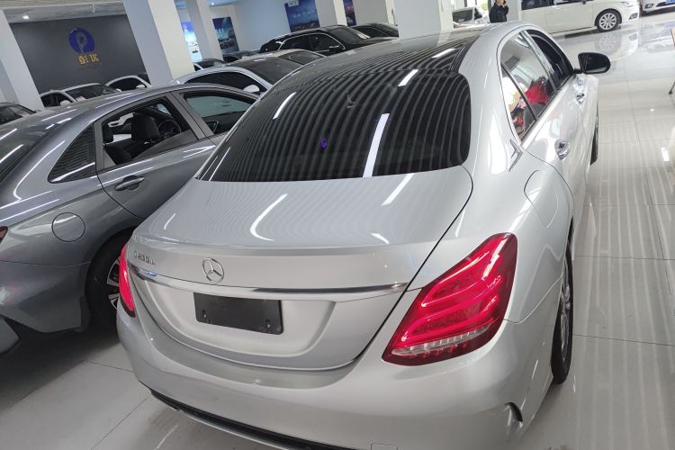 奔驰C级 2018款 C 200 L 运动版车身外观6