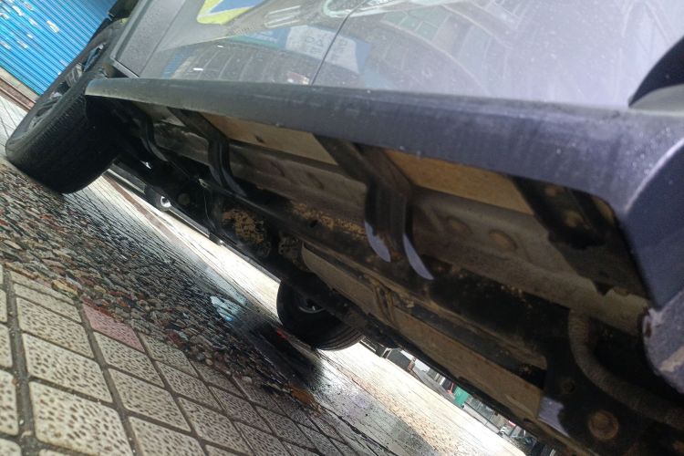 坦克300 2023款 越野版 2.0T 征服者局部细节9002