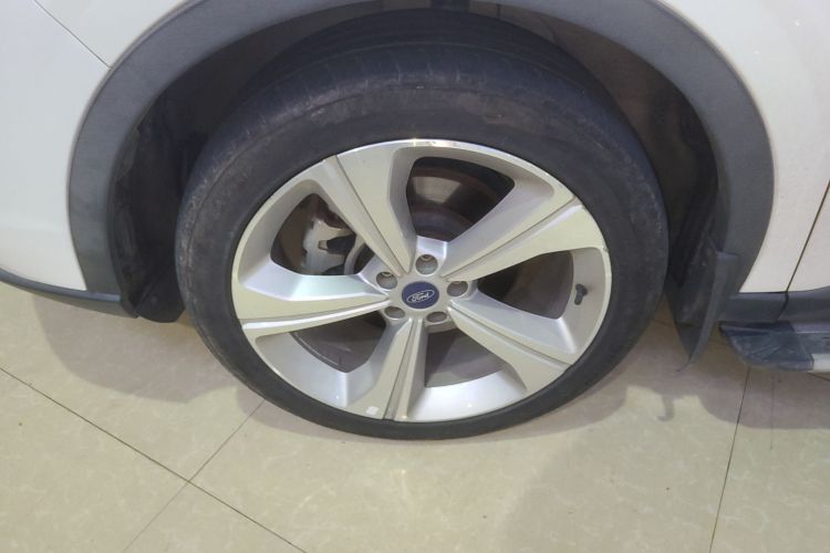 福特 领裕 2021款 EcoBoost 225 尊领型 6座车身外观35