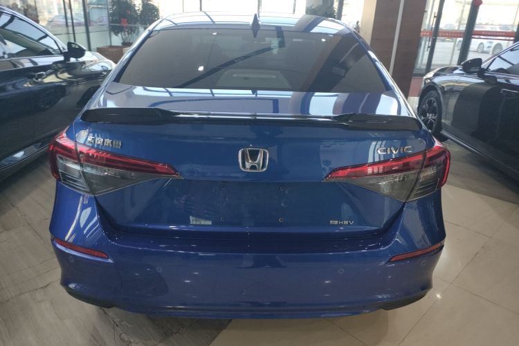 本田 思域 2023款 2.0L e:HEV 锐力版车身外观6