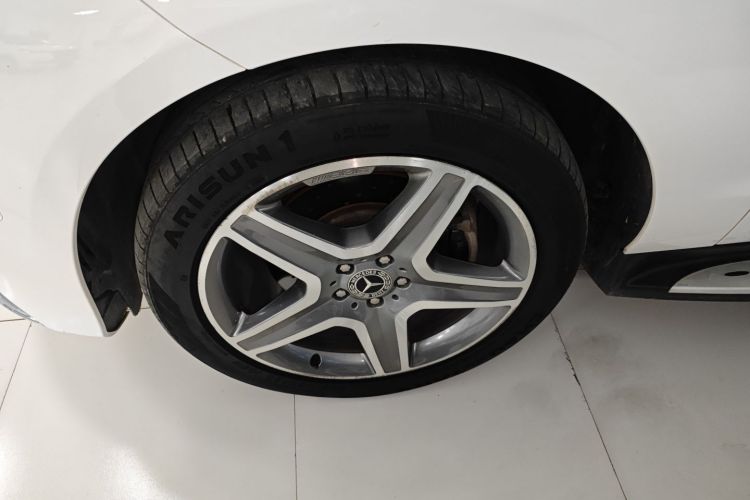 奔驰GLE 2017款 GLE 400 4MATIC车身外观6007