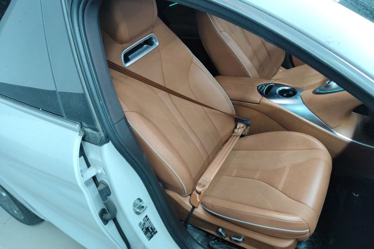 欧拉闪电猫 2022款 555km 尊贵版局部细节41