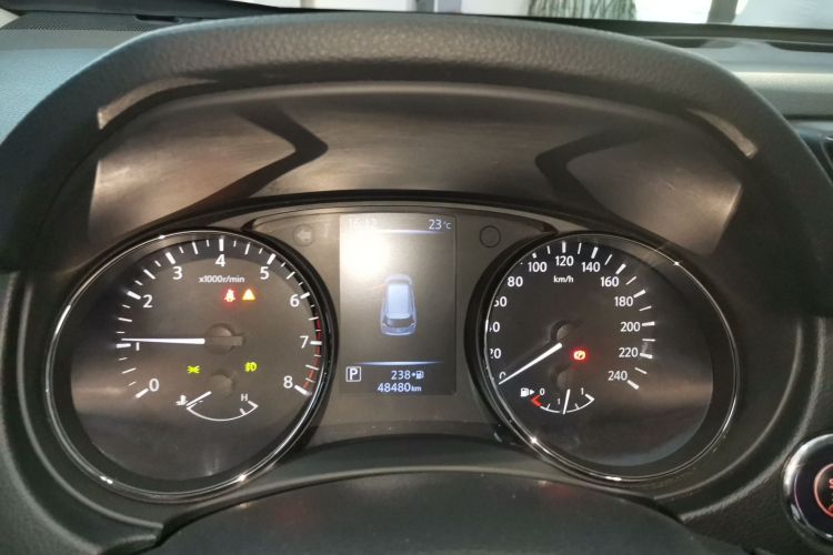 日产 奇骏 2021款 2.0L CVT 2WD XL ITS智联舒适版中控内饰14