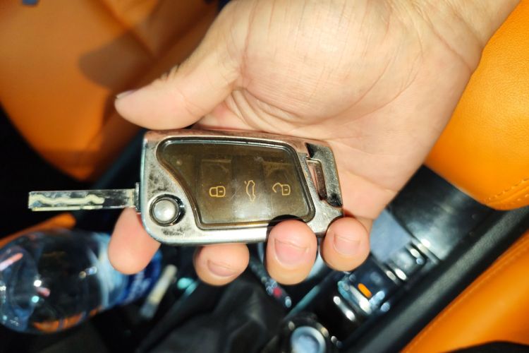 大众 途昂X 2020款 改款 380TSI 四驱尊崇豪华版中控内饰7001