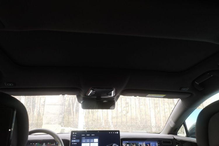 腾势Z9 2024款 1100km 四驱Ultra版中控内饰22