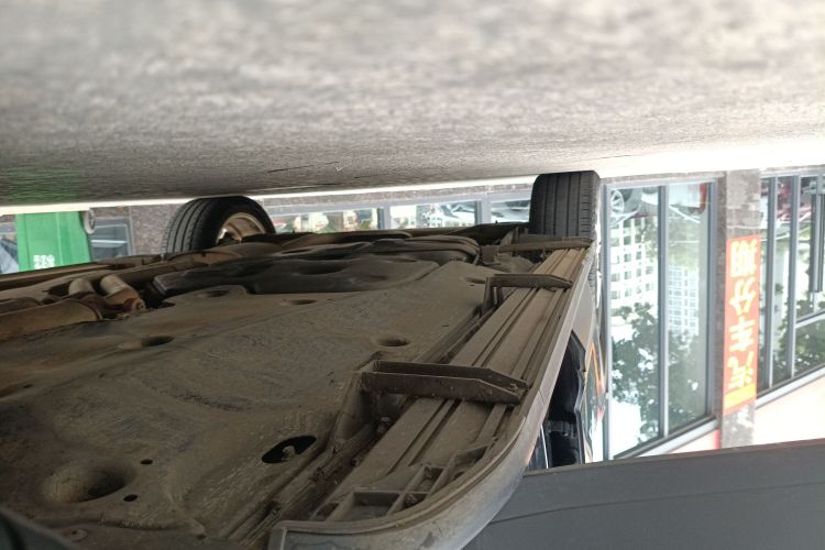 大众 途昂 2017款 530 V6 四驱至尊旗舰版局部细节9001