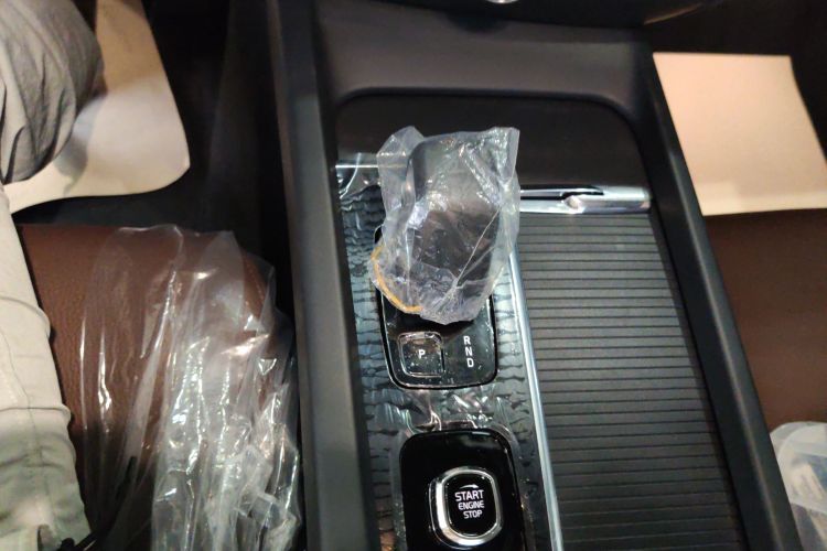 沃尔沃S60 2025款 B4 智逸豪华版中控内饰18