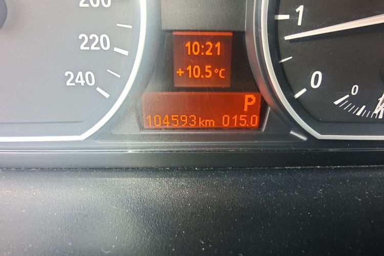 宝马1系(进口) 2008款 120i 自动挡中控内饰15