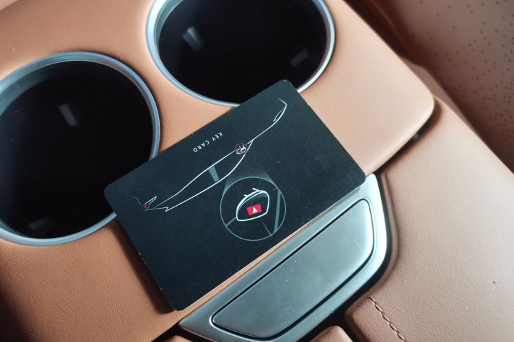 深蓝汽车 深蓝S07 2024款 215Max 乾崑智驾ADS SE增程版中控内饰7001