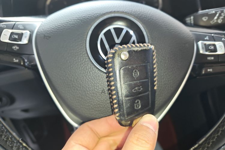 大众 探岳 2020款 330TSI 两驱豪华智联版中控内饰7001