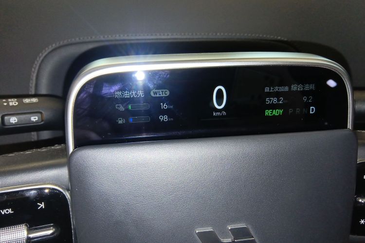 理想汽车 理想L9 2022款 Max中控内饰14