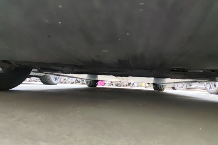 特斯拉 Model 3 2019款 标准续航后驱升级版局部细节9008