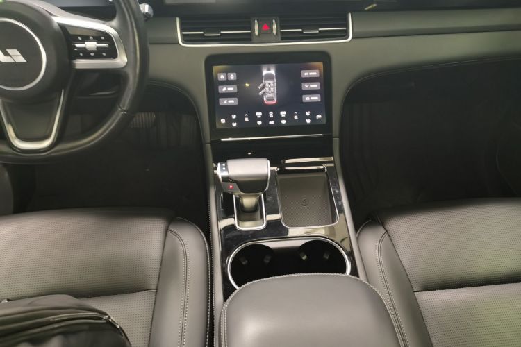 理想汽车 理想ONE 2021款 增程6座版中控内饰18