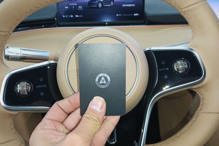 鸿蒙智行 智界R7 2024款 纯电 802km Max中控内饰11