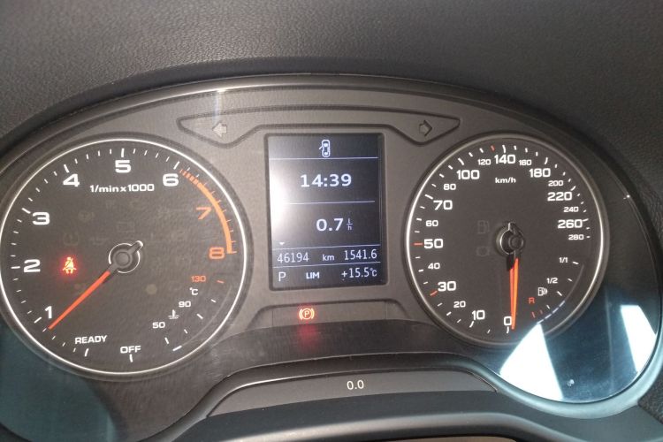 奥迪Q2L 2021款 35 TFSI 进取动感型局部细节14