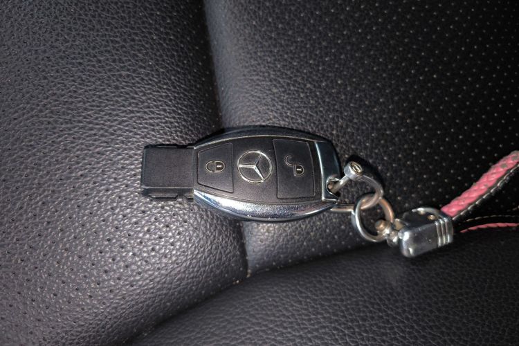 奔驰GLA 2016款 GLA 200 时尚型中控内饰11