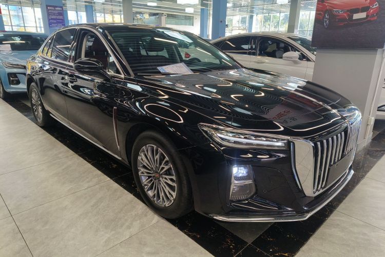 红旗H5 2024款 1.5T DCT智联旗韵版车身外观3