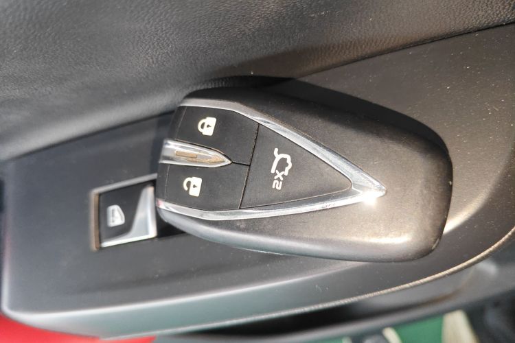 长安CS55PLUS 2021款 蓝鲸版 1.5T DCT豪华型中控内饰7001