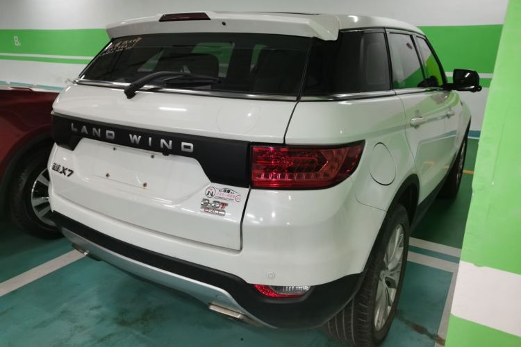 陆风X7 2015款 2.0T 全景尊贵版车身外观6005