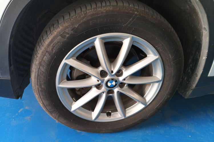 宝马X1 2016款 sDrive18Li 时尚型车身外观6007