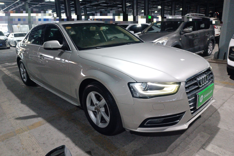 奥迪A4L 2015款 35 TFSI 自动标准型车身外观6002