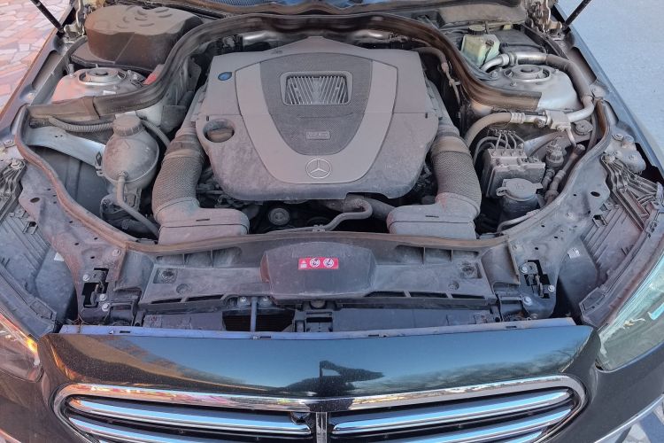 奔驰E级 2011款 E 300 L 时尚尊贵型局部细节24