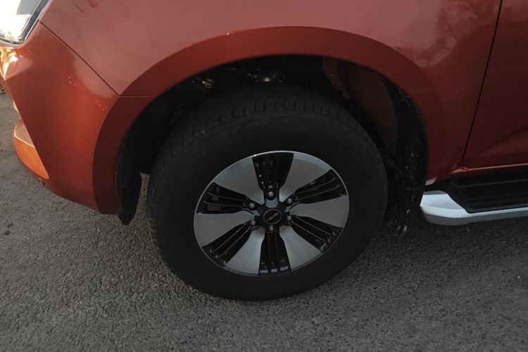 五十铃 D-MAX 2021款 1.9T自动四驱柴油Global引领型RZ4E车身外观6007