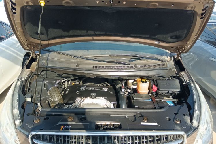 别克GL8 2018款 28T 豪华型 国VI机舱底盘24