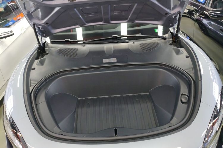 小米汽车 小米SU7 Ultra 2025款 Ultra机舱底盘24