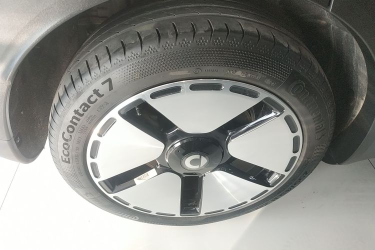 smart精灵#5 2024款 超长续航奇旅 豪华版车身外观6008