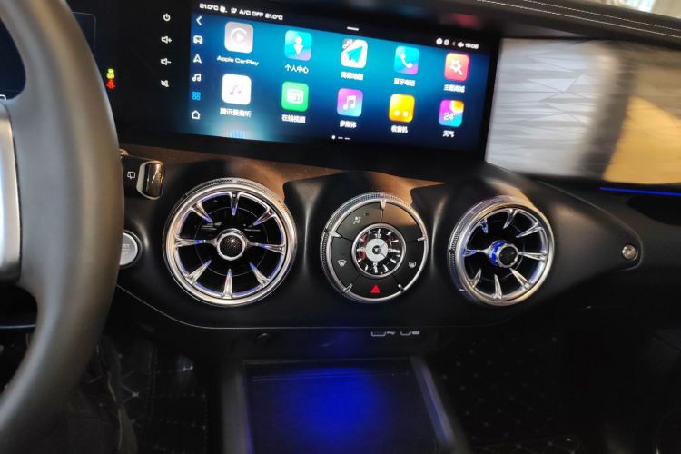 坦克300 2021款 城市版 2.0T 很有型中控内饰16