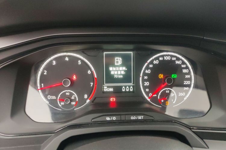 大众 Polo 2019款 Plus 1.5L 自动全景乐享版中控内饰14