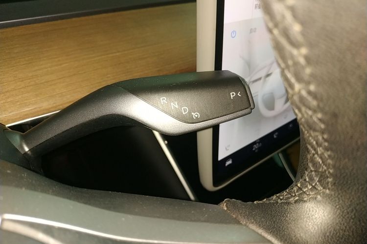 特斯拉 Model 3 2020款 改款 长续航后轮驱动版中控内饰18