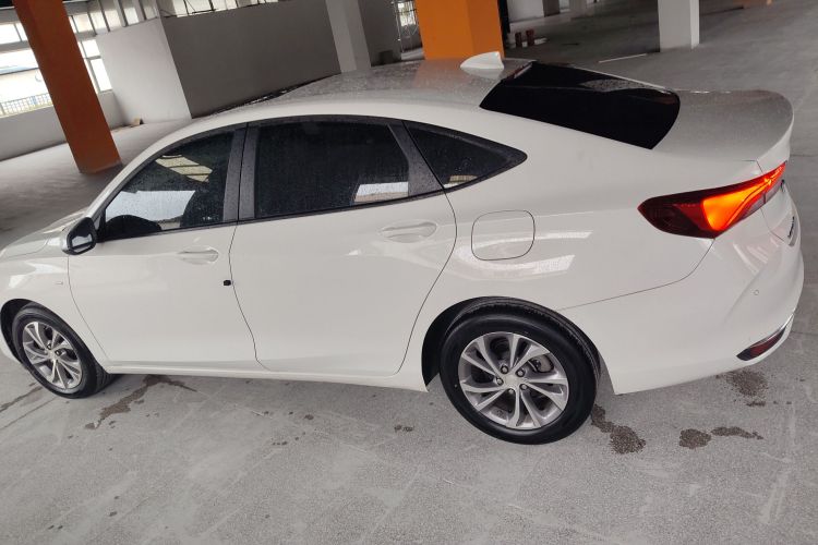 别克 威朗 2023款 Pro 乐享版车身外观4