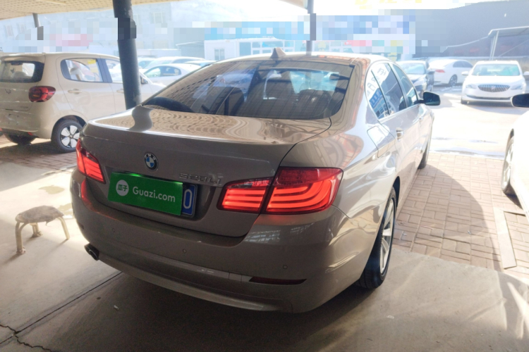宝马5系 2013款 520Li 典雅型车身外观7