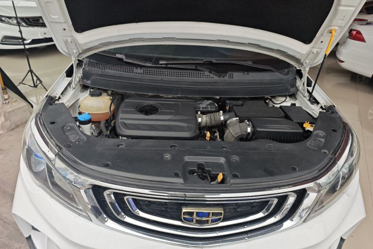 吉利汽车 远景X3 2017款 1.5L 自动尊贵型机舱底盘24