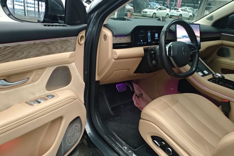 鸿蒙智行 问界M7 2022款 1.5T 四驱豪华版中控内饰7003