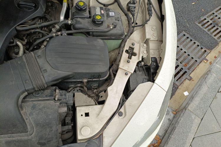 玛莎拉蒂 Ghibli 2014款 3.0T 标准版局部细节9007