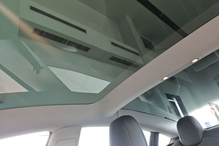 特斯拉 Model 3 2021款 改款 标准续航后驱升级版 3D1中控内饰22