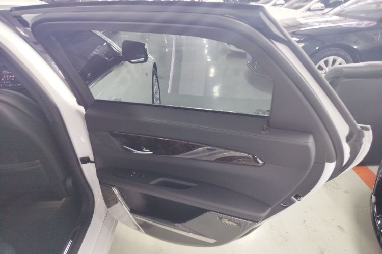 凯迪拉克CT6 2021款 28T 豪华型中控内饰7006