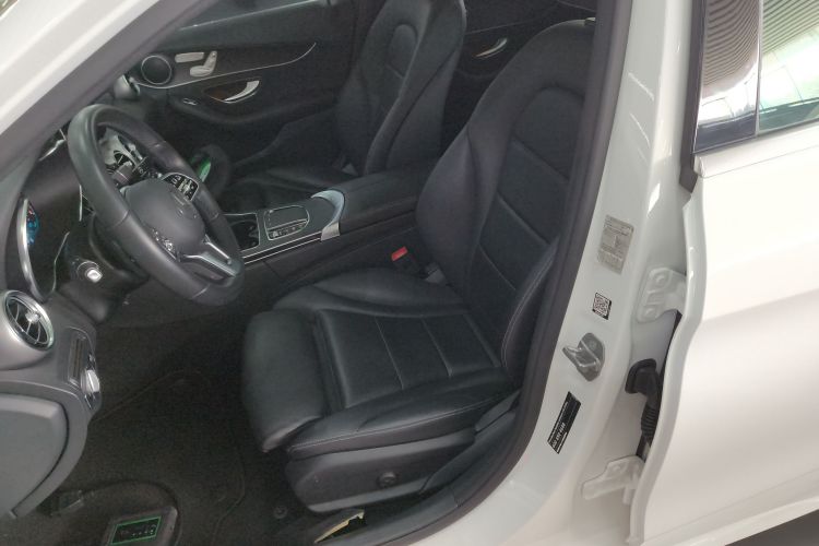 奔驰C级(进口) 2020款 C 260 旅行轿车中控内饰19