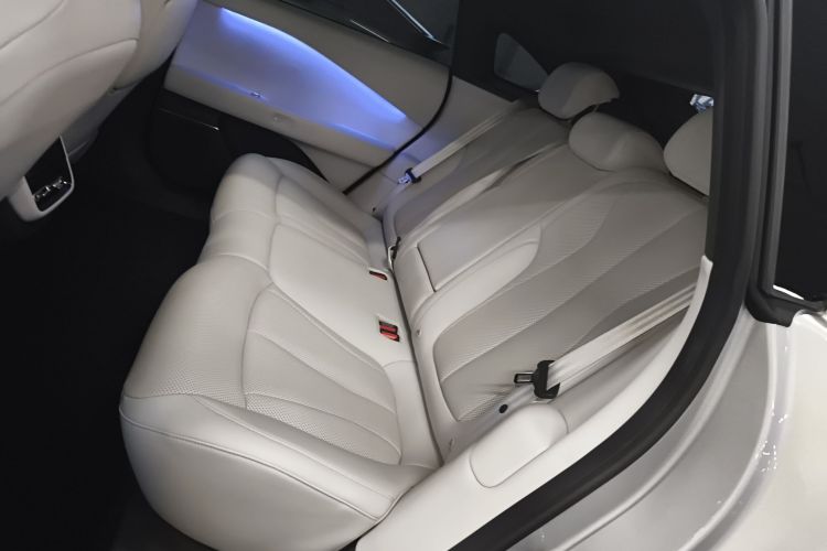 小鹏P7+ 2024款 长续航 Max中控内饰7004