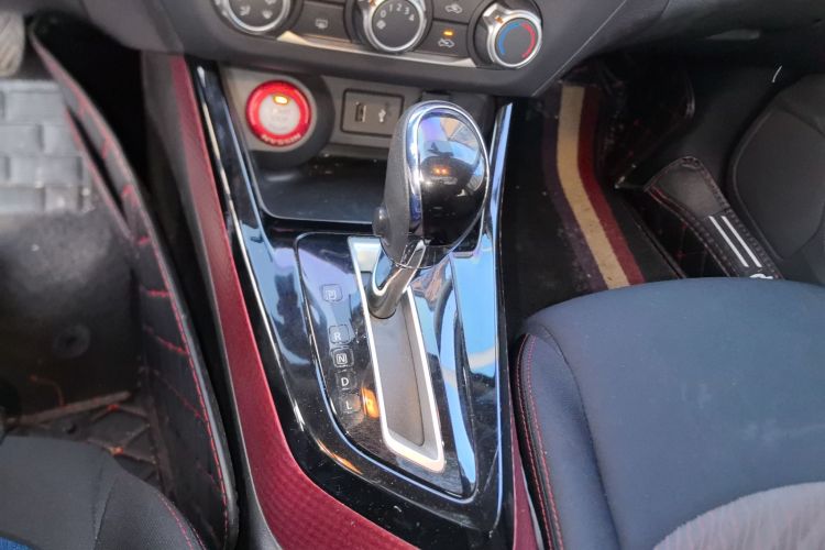 日产 蓝鸟 2020款 1.6L CVT智联智酷版中控内饰18