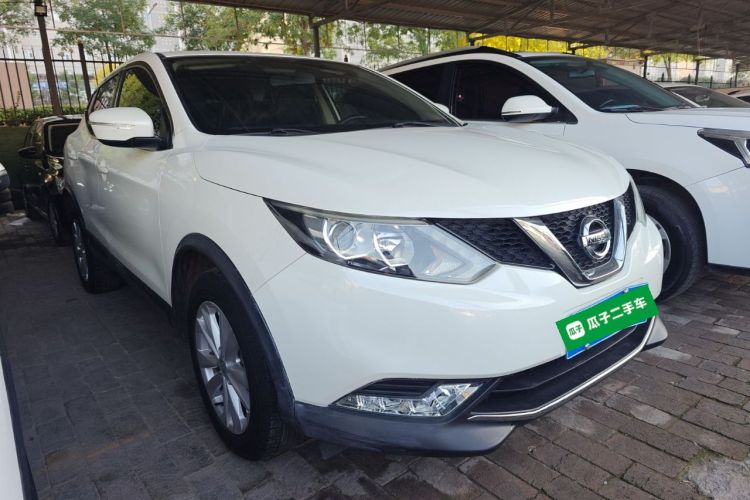 日产 逍客 2017款 2.0L CVT精英版 国V车身外观3