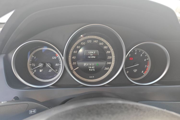 奔驰C级 2013款 C 180 经典型 Grand Edition局部细节14