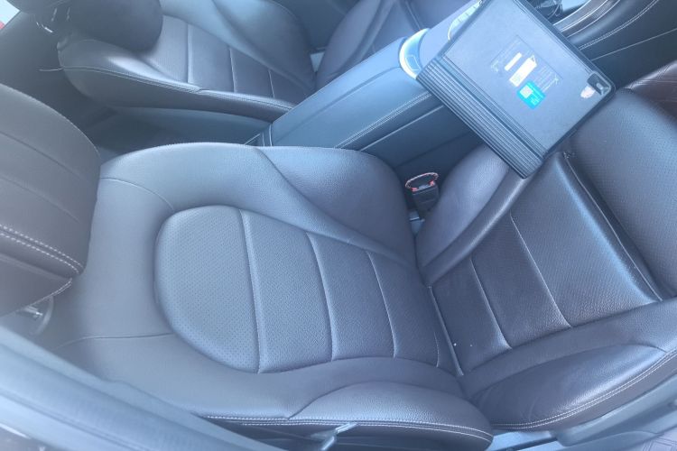 奔驰GLC 2020款 GLC 260 L 4MATIC 豪华型局部细节41