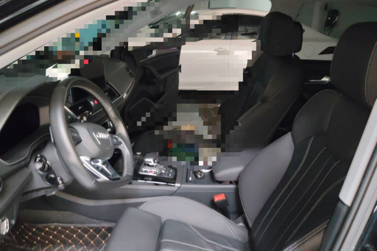 奥迪Q5L 2022款 改款 45T 豪华动感型中控内饰19